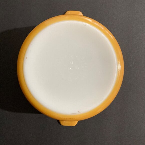 Vintage Pyrex Butterfly Gold 1.5 Quart Baking Casserole Dish No Lid - Picture 5 of 8